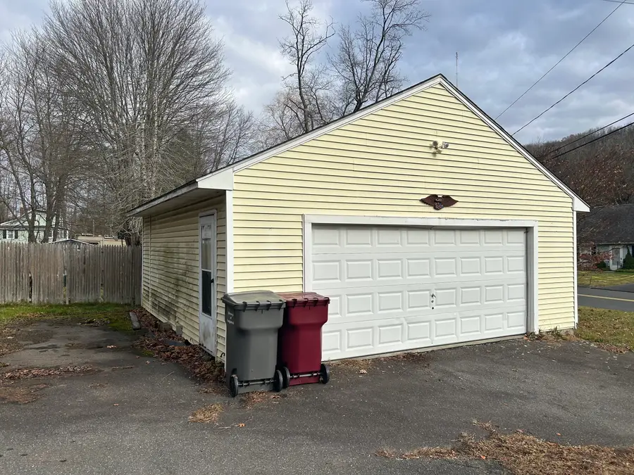 236 Union City Road, Naugatuck, CT 06770 - Image #2