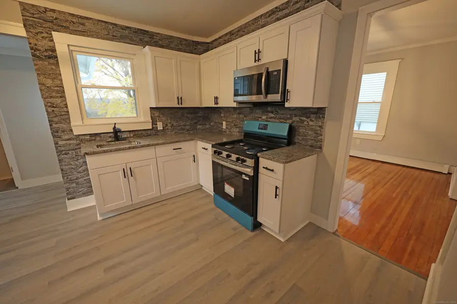 146 Herschel Avenue, Waterbury, CT 06708 - Image #2