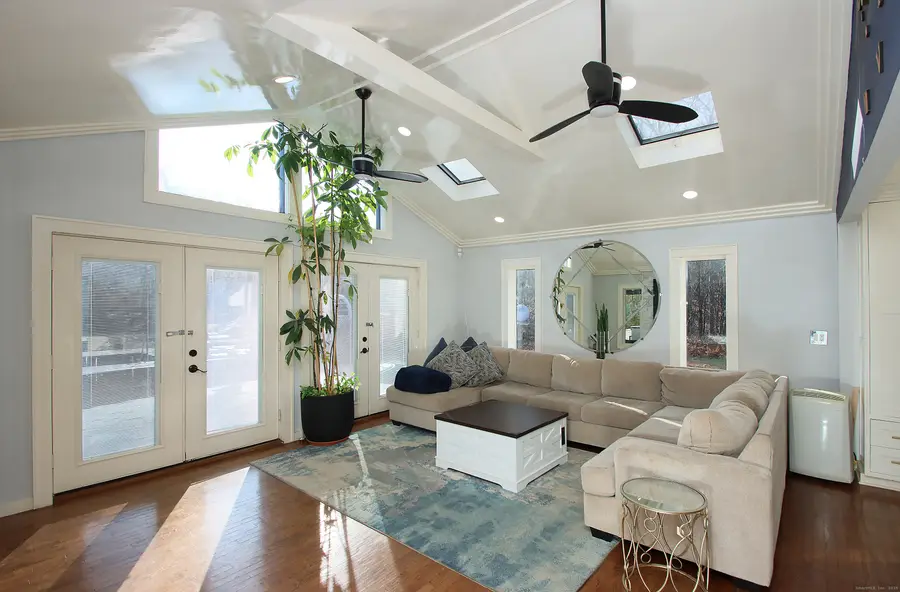 5 Deer Trail, Newtown, CT 06482 - Image #3