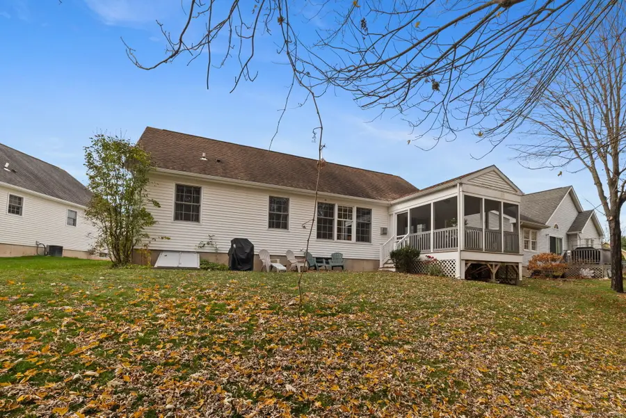 31 Dacosta Drive #31, Newington, CT 06111 - Image #2