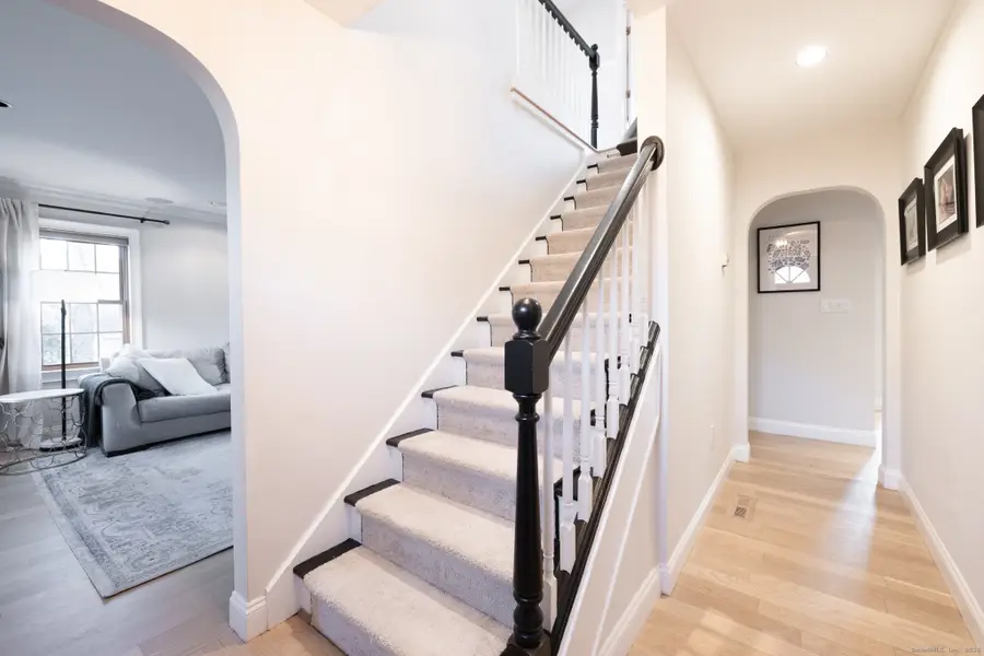 51 Cross Road, Middlebury, CT 06762 - Image #3