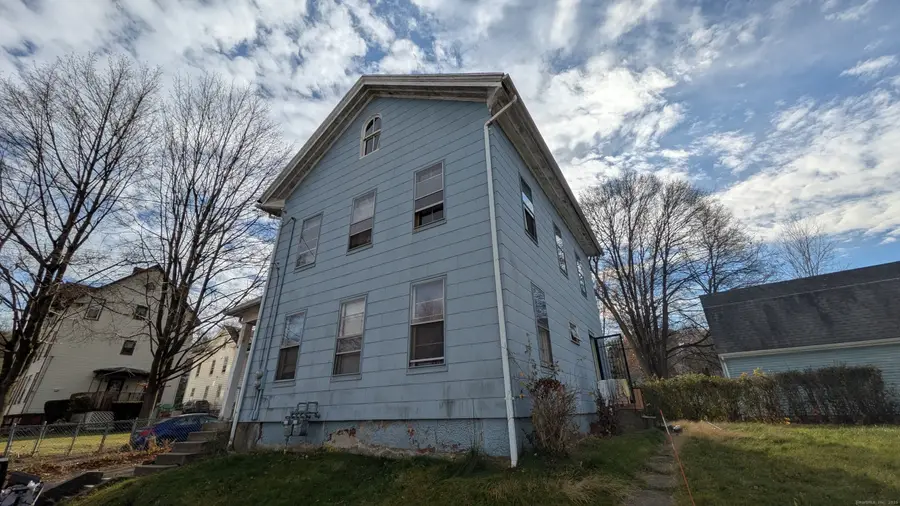 16 Winthrop Street, Meriden, CT 06451 - Image #2