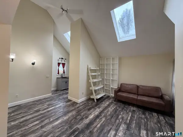 63 Eastbrook Heights #E, Mansfield, CT 06250