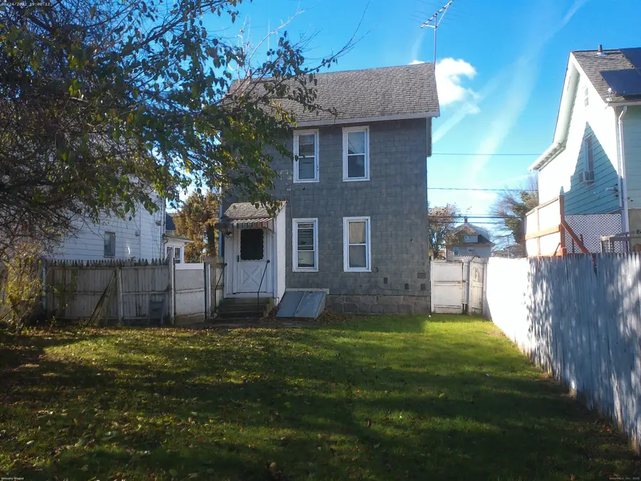 306 Carroll Avenue, Bridgeport, CT 06607 - Image #2