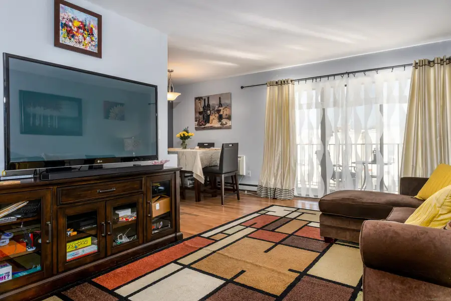 910 Hope Street #5B, Stamford, CT 06907 - Image #3