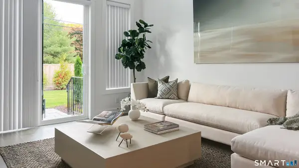 3 Whisper Ridge Way #50, Woodbridge, CT 06525