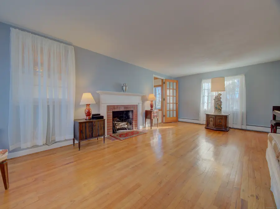 26 Pinecrest Road, North Stonington, CT 06359 - Image #3