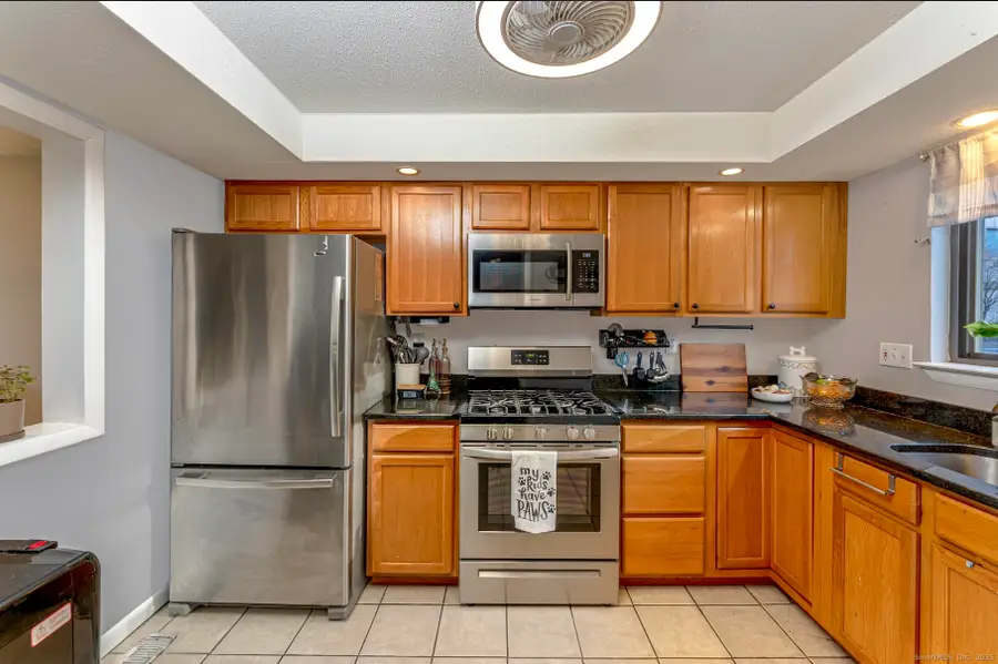 95 Dorchester Court #95, Beacon Falls, CT 06403 - Image #3