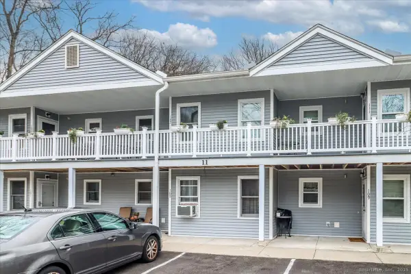 107 Hidden Knolls Circle #107, Monroe, CT 06468