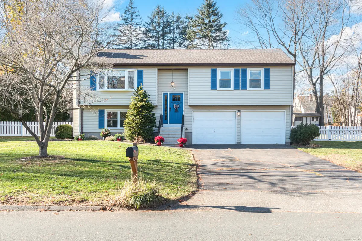 5 Palmer Circle, Cromwell, CT 06416 - Image #1
