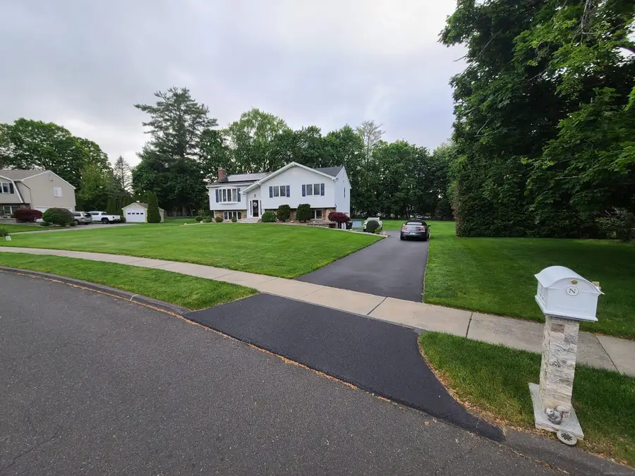 11 Donna Lane, East Hartford, CT 06118 - Image #2