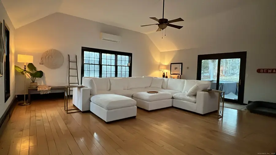 61 High Rock Road, Newtown, CT 06482 - Image #2