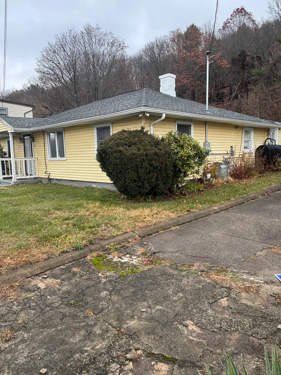 341 Oak Street, Waterbury, CT 06705 - Image #3