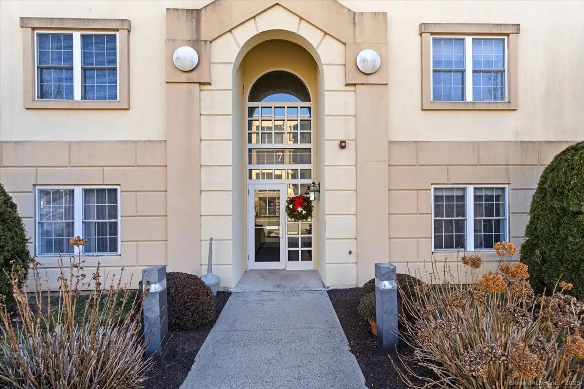 75 Washington Avenue #7-106, Hamden, CT 06518 - Image #1