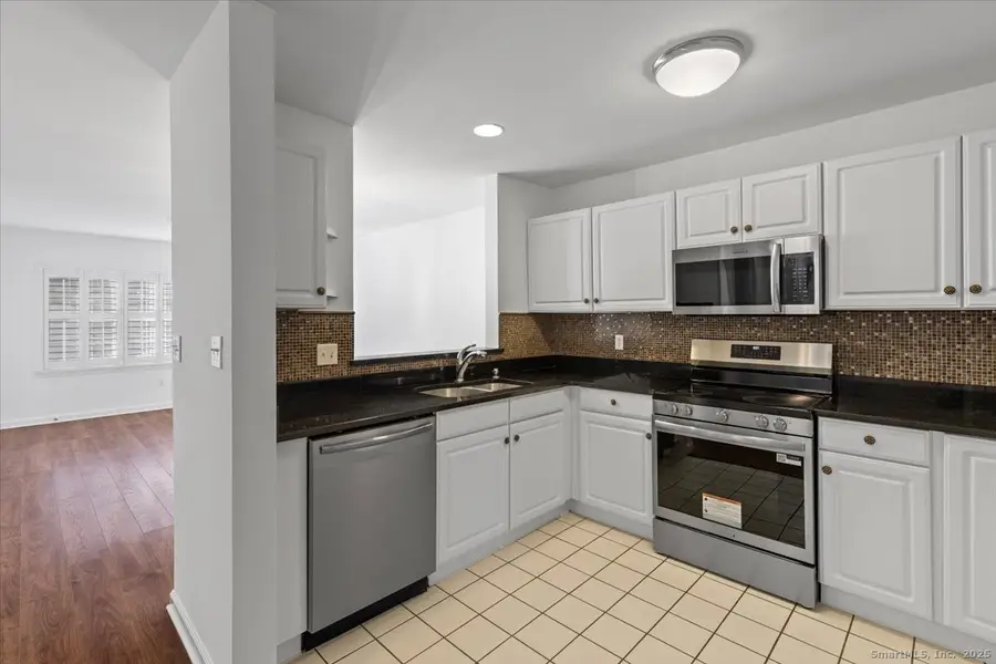 75 Washington Avenue #7-106, Hamden, CT 06518 - Image #2