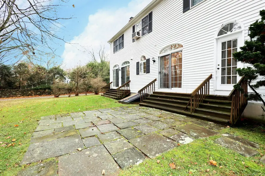 1213 Cedar Road, Fairfield, CT 06890 - Image #3