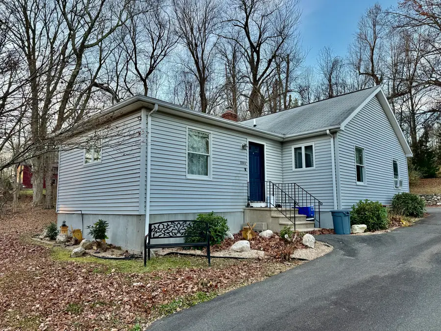 226 West High Street, East Hampton, CT 06424 - Image #3