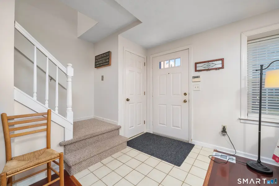 6 Barrington Drive #APT B, Wethersfield, CT 06109 - Image #3