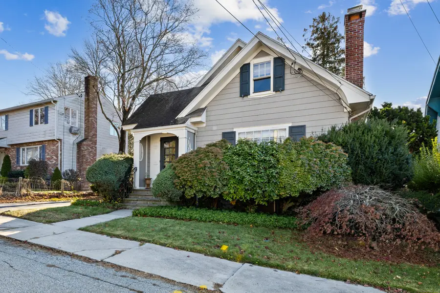 194 Thames Street, New London, CT 06320 - Image #2