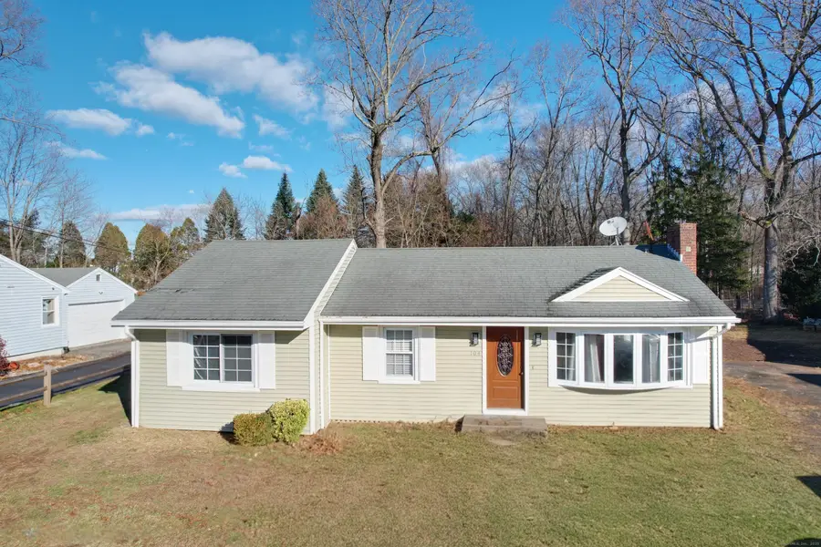 104 Robin Hill Road, Meriden, CT 06450 - Image #2