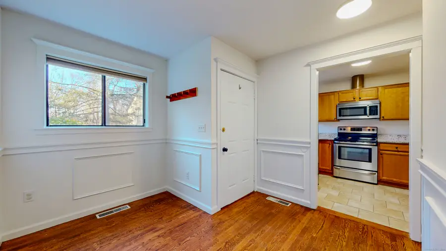 4 Fox Run #4, Woodbury, CT 06798 - Image #3