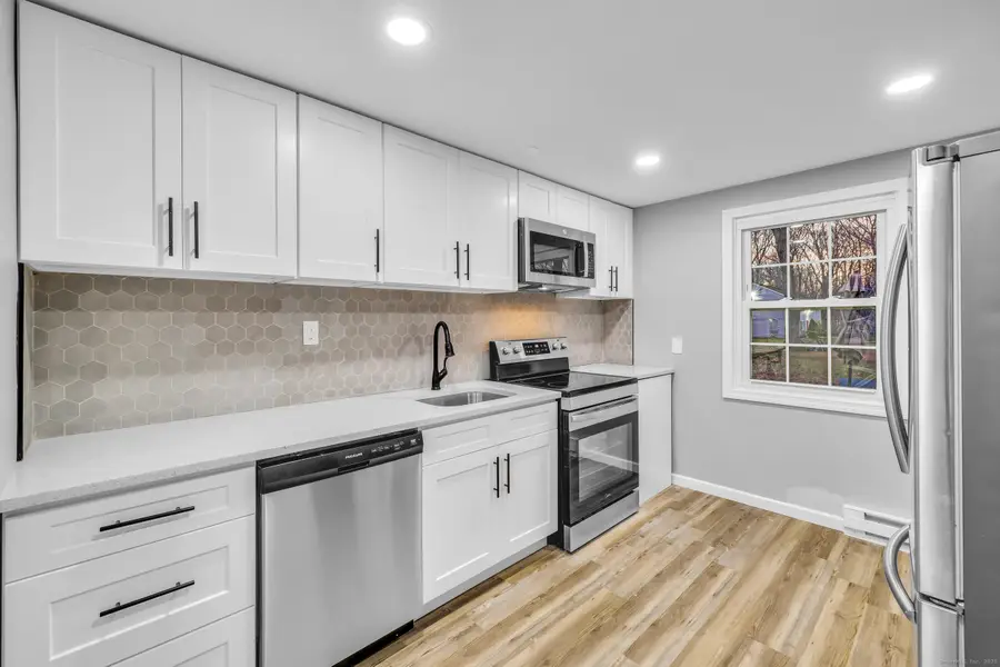 120 Gallup Hill Road #APT 3C, Ledyard, CT 06339 - Image #2