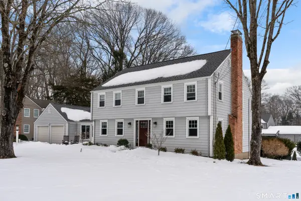 19 Glen Hollow, West Hartford, CT 06117