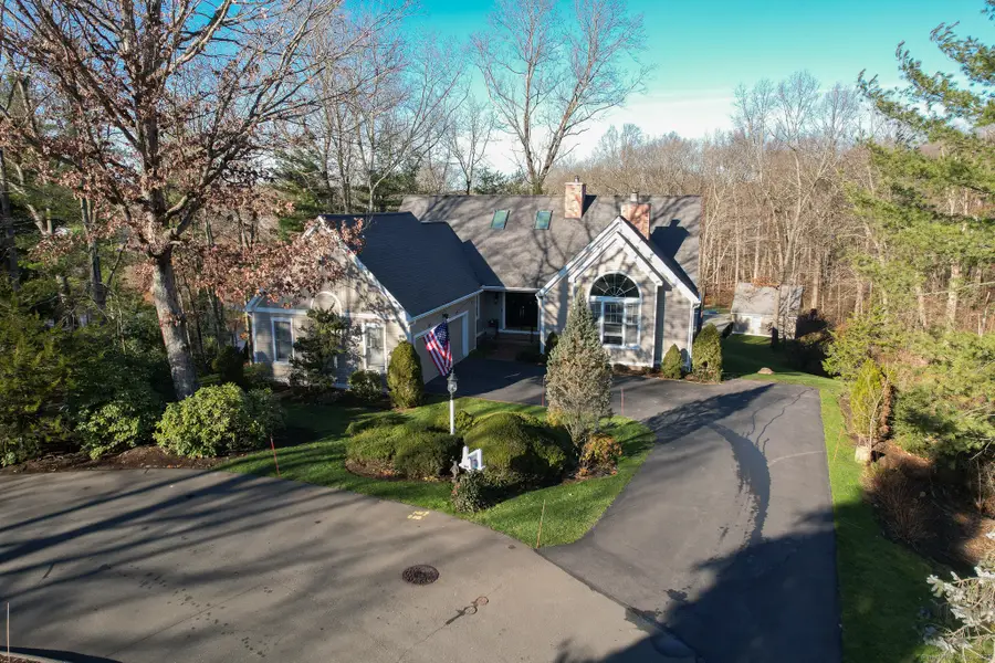 462 Castle Glenn, Cheshire, CT 06410 - Image #2
