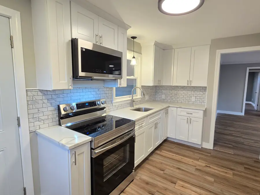 11 Fyler Drive, Windsor, CT 06095 - Image #2