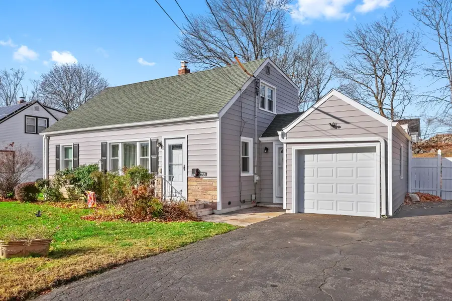 275 Roger Williams Road, Bridgeport, CT 06610 - Image #2