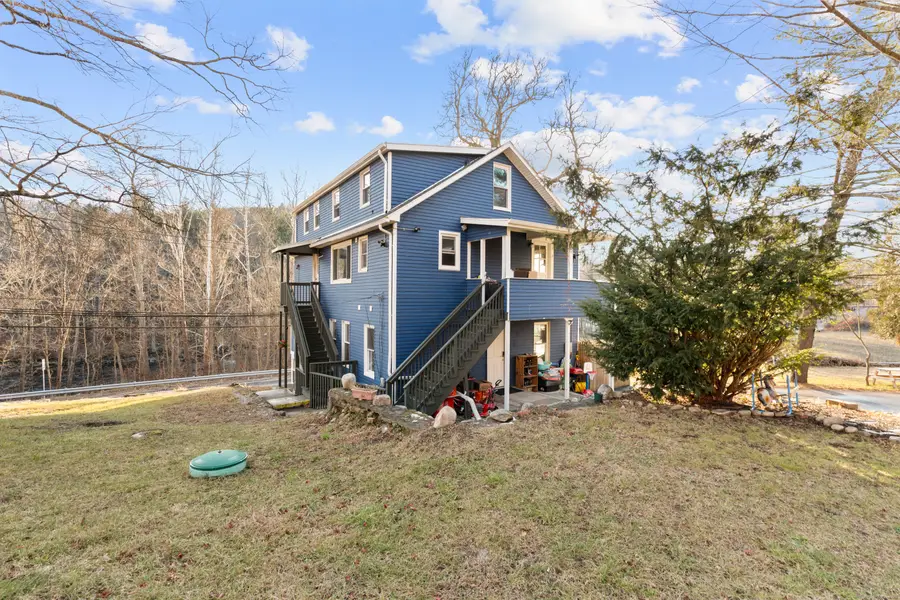 670 Roosevelt Drive, Oxford, CT 06478 - Image #2
