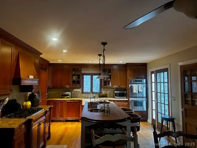 9 Hollow Spring Road, Norwalk, CT 06854 - Image #3