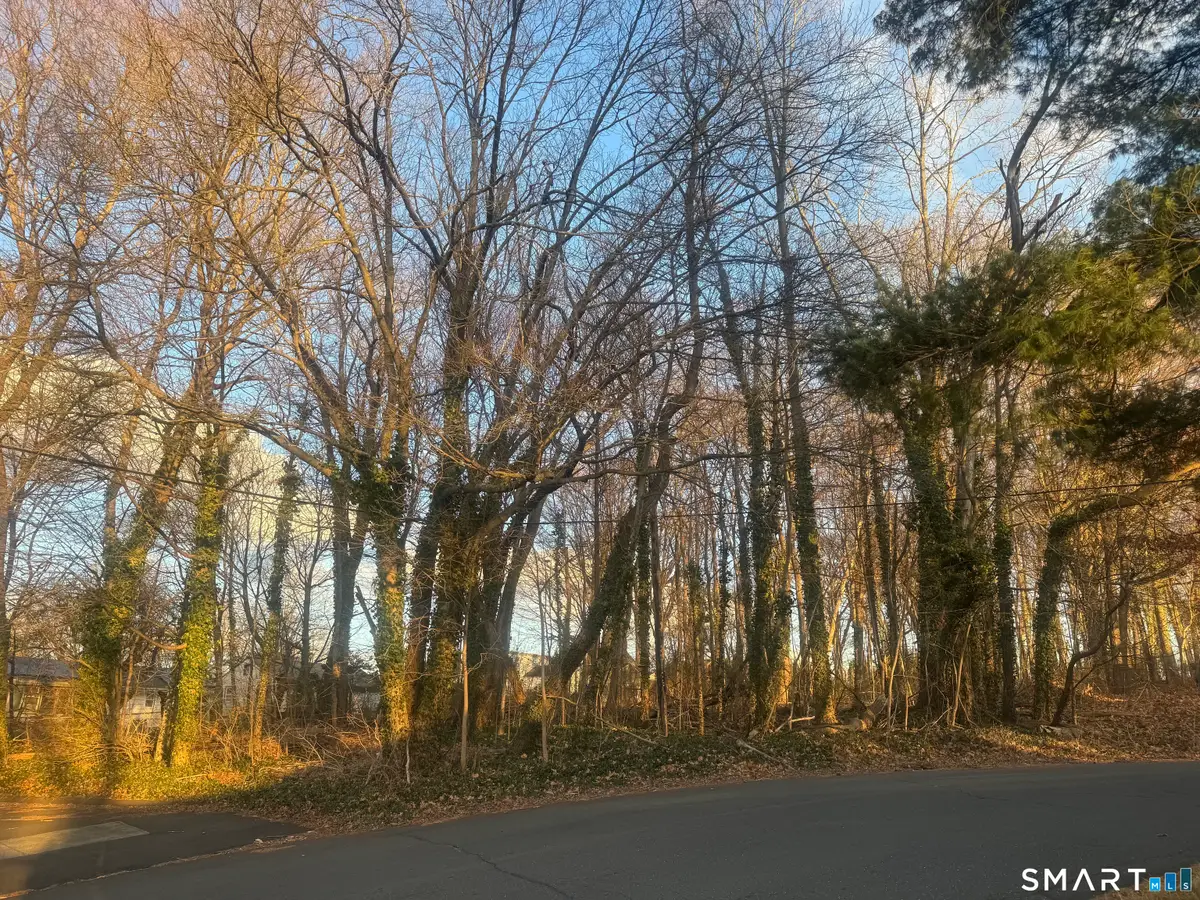 305 Grandview Avenue, Hamden, CT 06514 - Image #1