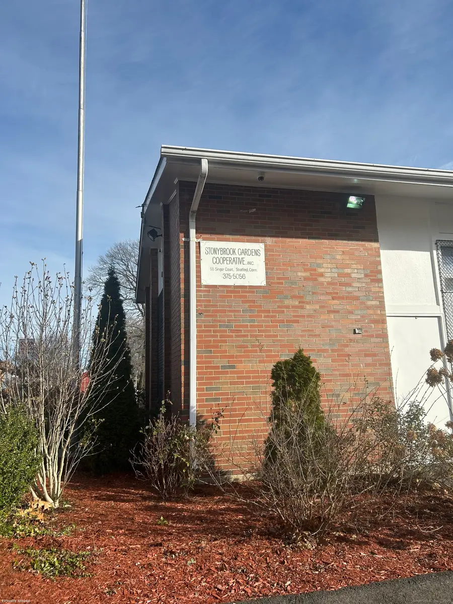 22 Sikorsky Place, Stratford, CT 06614 - Image #3