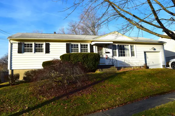 244 Rockland Avenue, Stratford, CT 06614