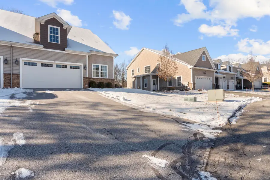 20 Brookview Circle #20, Bristol, CT 06010 - Image #2