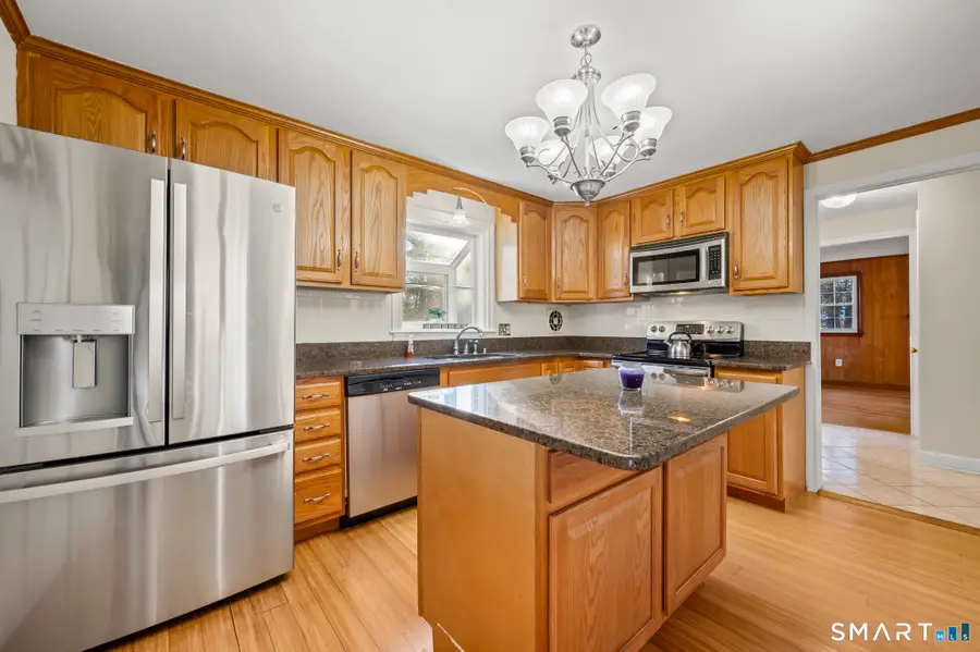 670 Avery Street, South Windsor, CT 06074 - Image #3