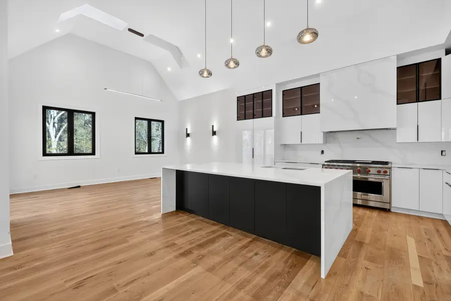 3 Cobtail Way, Simsbury, CT 06070 - Image #2