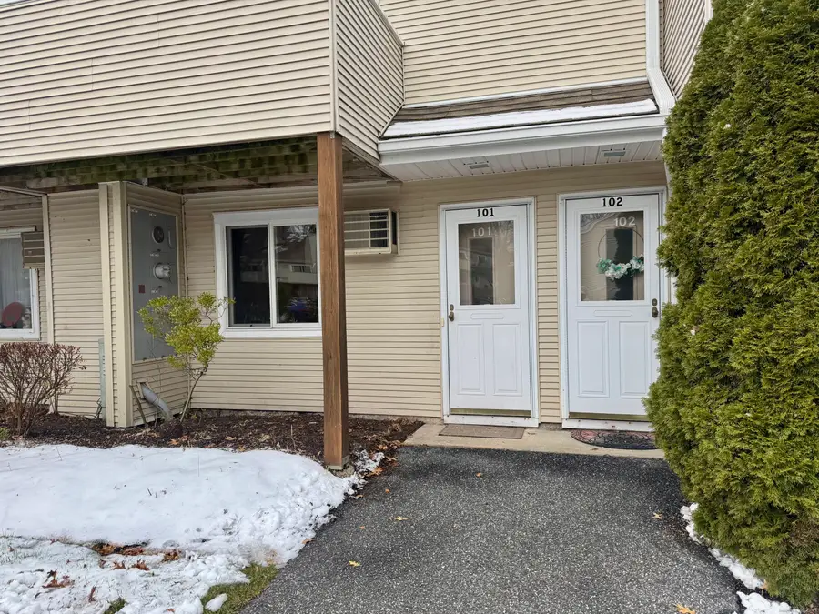 136 Pembroke Road #11-101, Danbury, CT 06811 - Image #2