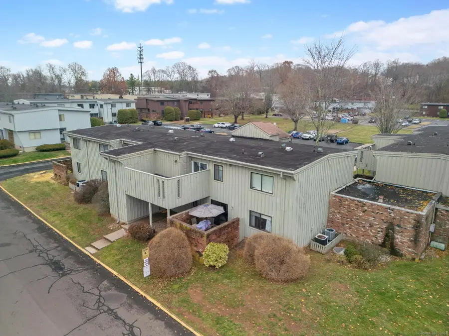129 Webster Court #129, Newington, CT 06111 - Image #2