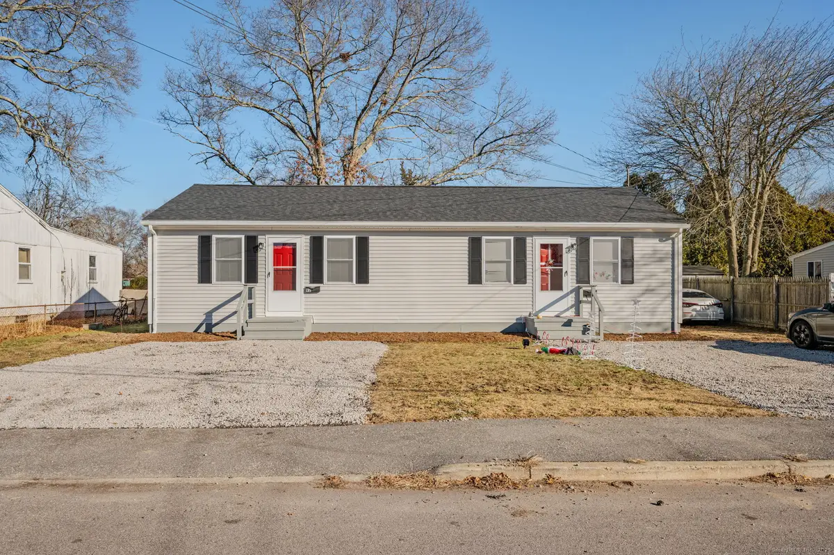 90 Midway Oval, Groton, CT 06340 - Image #1