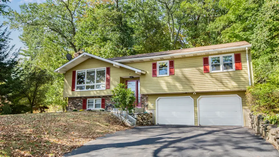 739 Field Street, Naugatuck, CT 06770 - Image #2