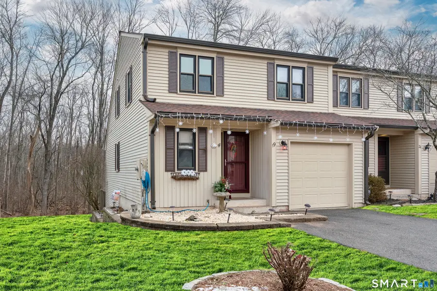 19 Tanner Crossing #19, Wethersfield, CT 06109 - Image #2