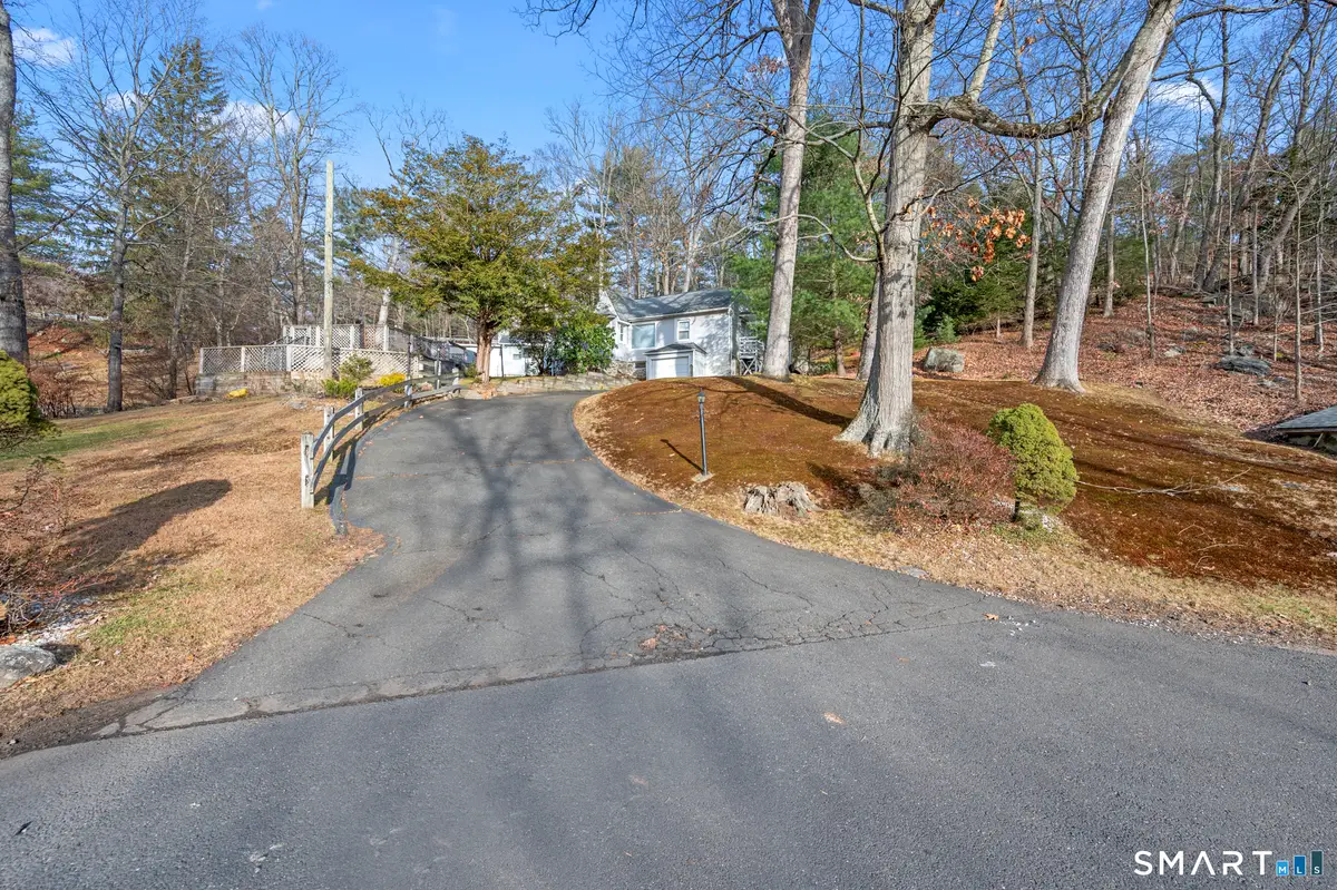 10 Old Waterbury Road, Middlebury, CT 06762 - Image #1