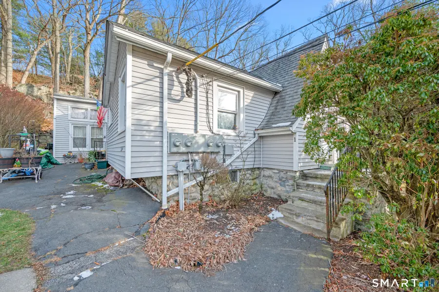 10 Old Waterbury Road, Middlebury, CT 06762 - Image #3