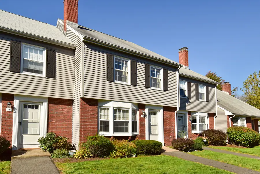 7 Barrington Drive #APT C, Wethersfield, CT 06109 - Image #2