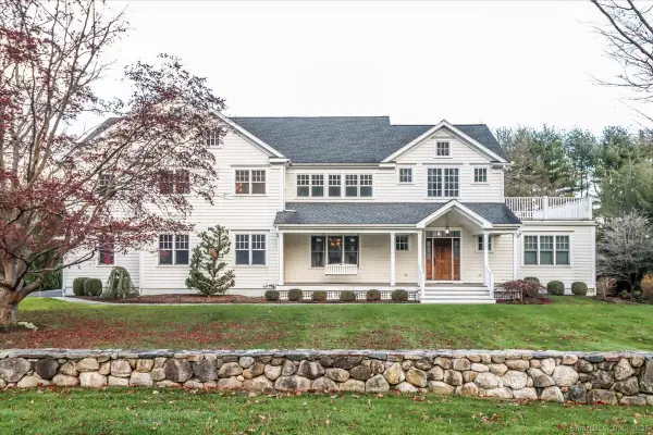 226 Putnam Road, New Canaan, CT 06840