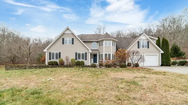 443 Oxford Road, Oxford, CT 06478