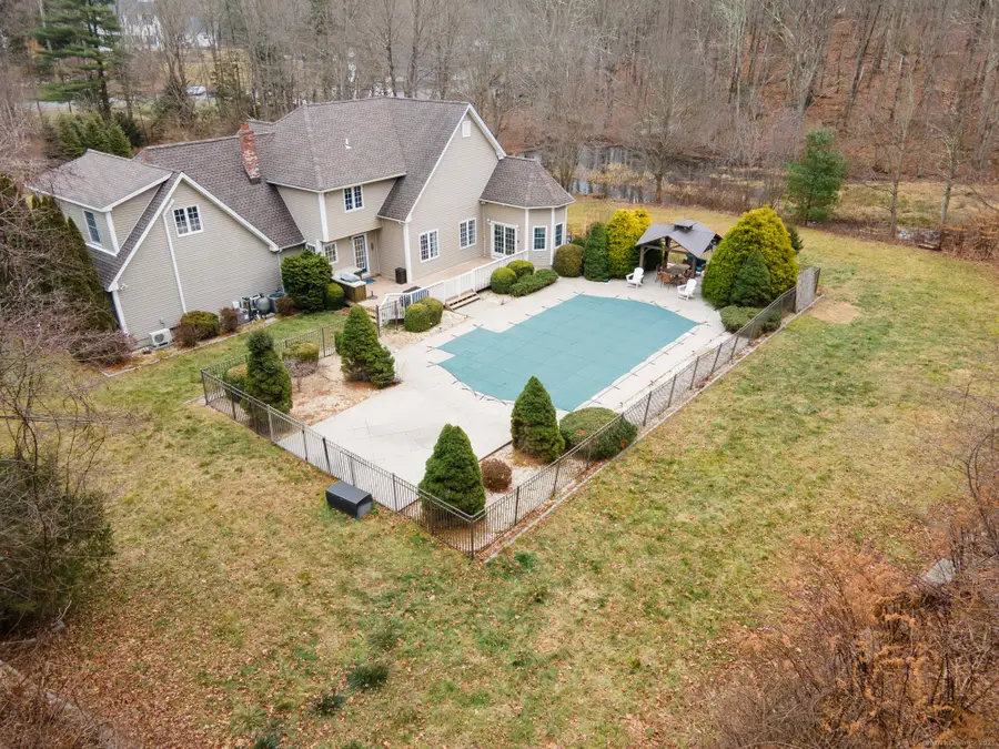 443 Oxford Road, Oxford, CT 06478 - Image #2