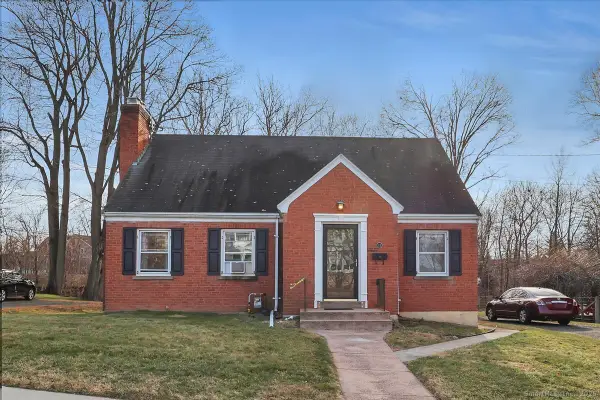 11 Columbus Avenue, Middletown, CT 06457